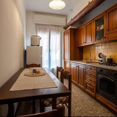In - Ligurische Riviera 51885 公寓 阿拉西奥